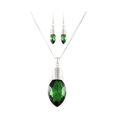 CHRISTMAS GREEN LIGHTS NECKLACE SET